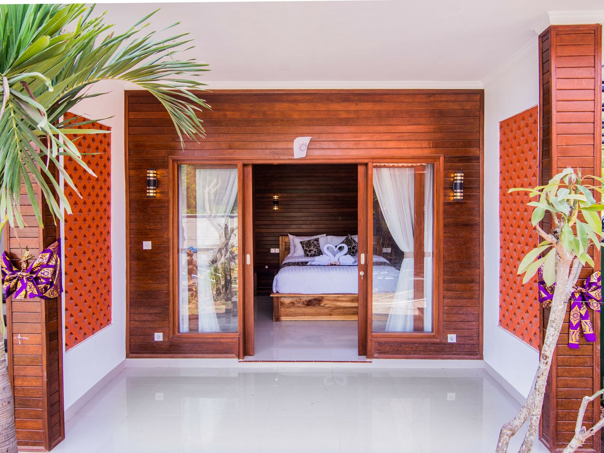 Lembongan Cempaka Villa & Restaurant Nusa Lembongan Exteriör bild